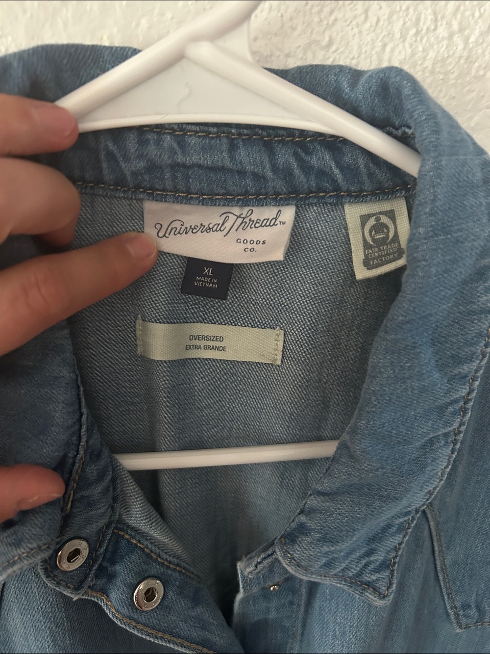 Universal Thread Oversized Denim Shacket - Picture 2 of 7